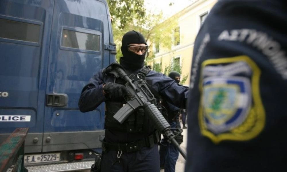 ΕΛ.ΑΣ.: Επιχείρηση της αντιτρομοκρατικής - Τρεις συλλήψεις